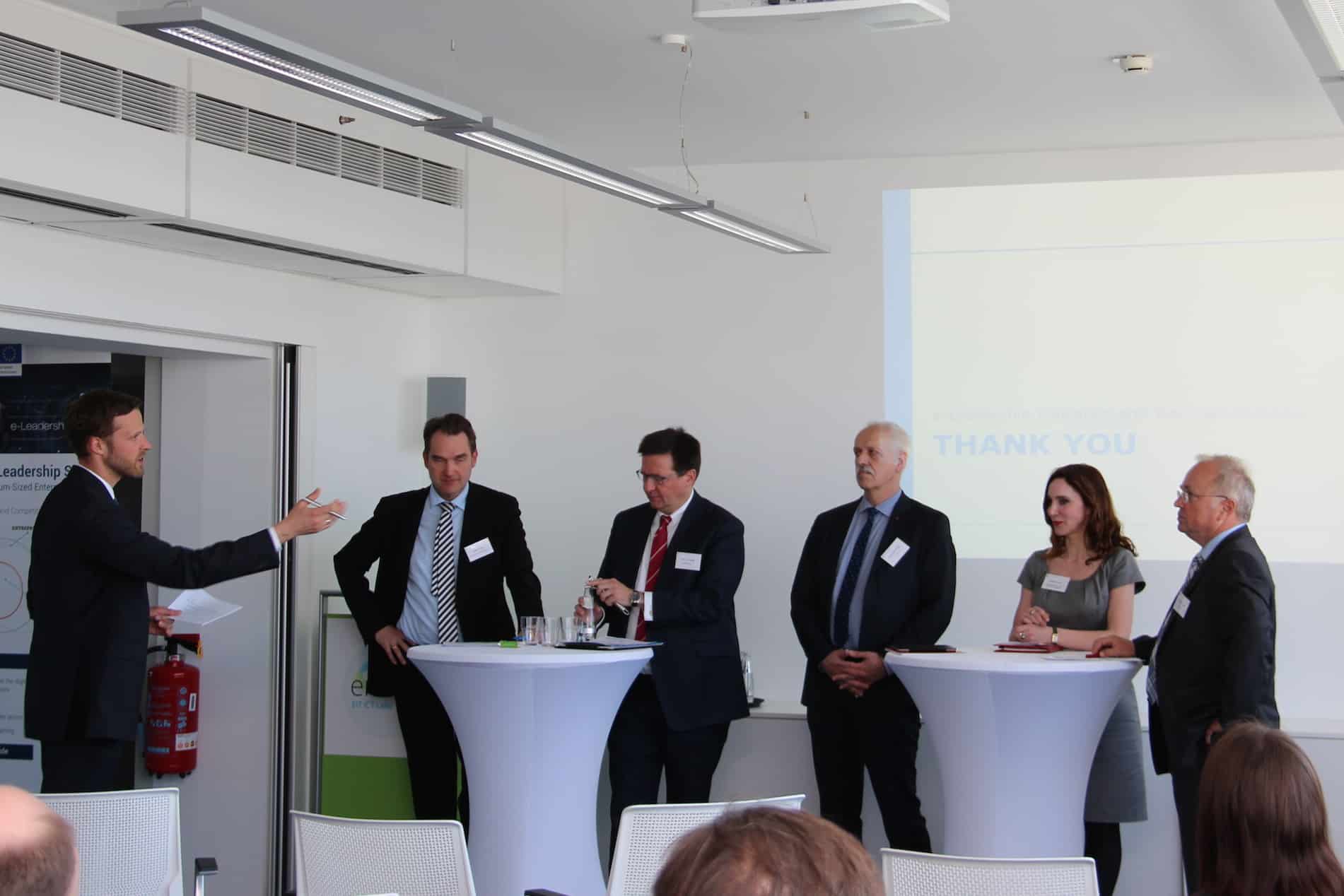 Alumni netzwerken auf e-Leadership Conference
